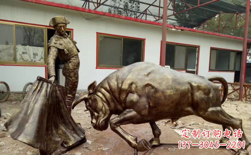 宁德中领雕塑-装饰艺术级牛雕塑