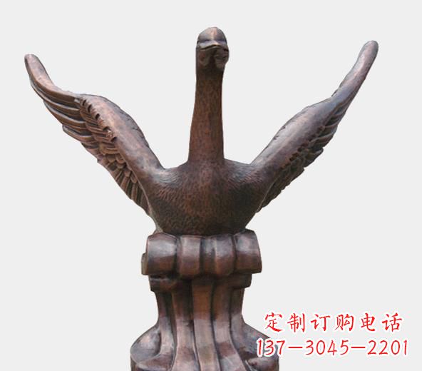 宁德锻铜天鹅雕塑