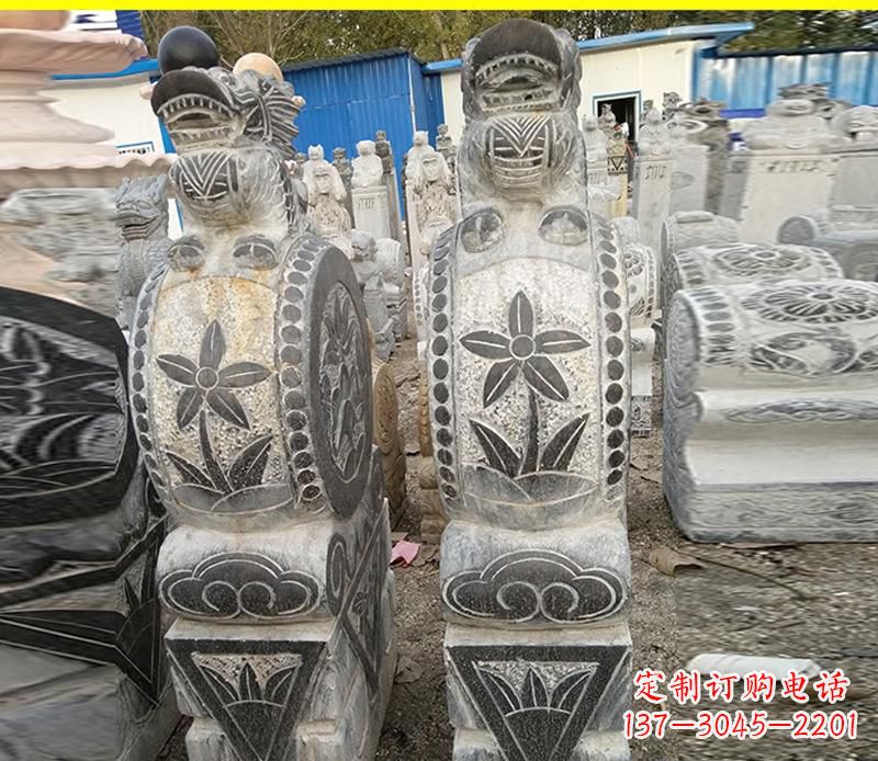 宁德仿古石门墩雕塑，传承历史文化