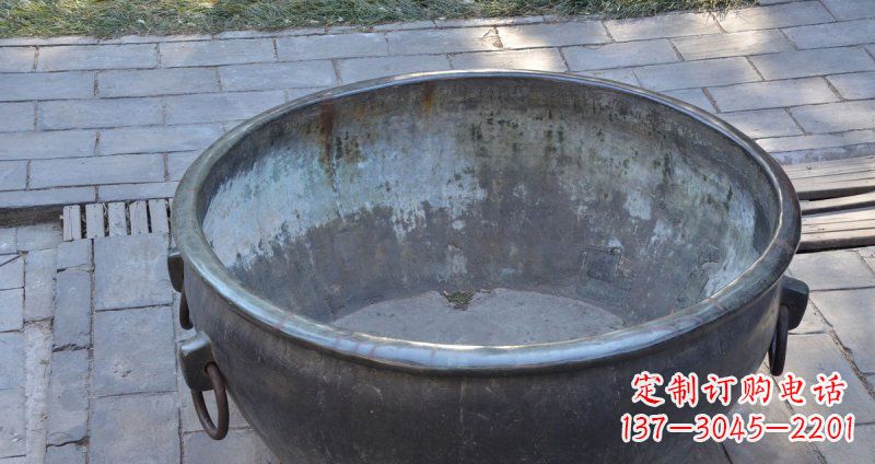 宁德仿古纹饰铜水缸雕塑