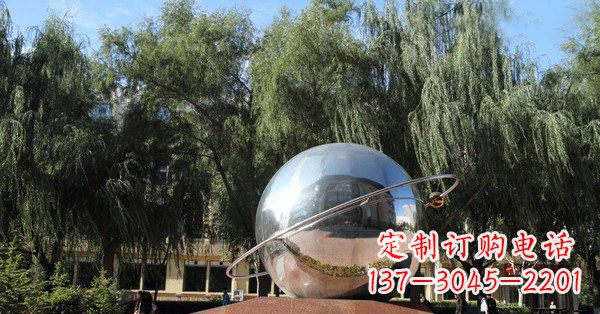 宁德优雅而充满动感的不锈钢地球与赤道融合雕塑