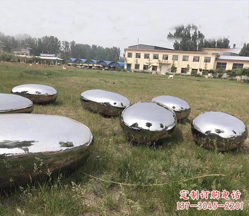 宁德精美不锈钢水滴景观雕塑