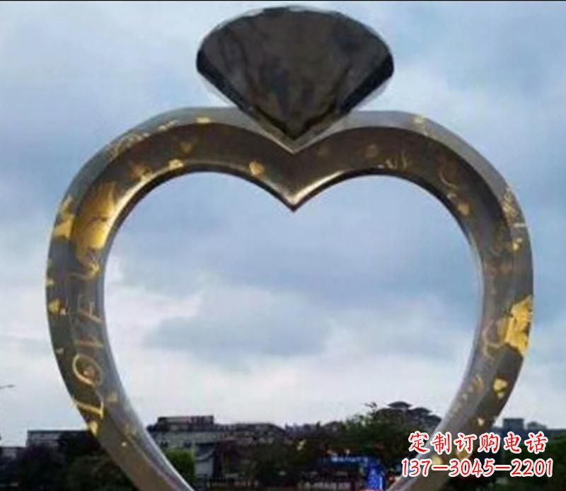 宁德公园不锈钢钻石戒指景观雕塑