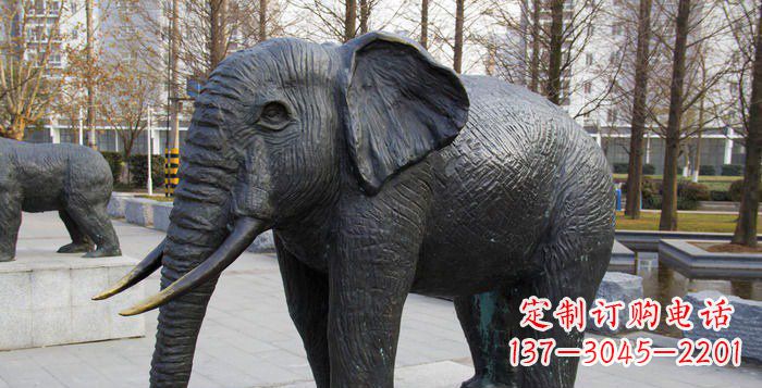 宁德公园大象动物雕塑