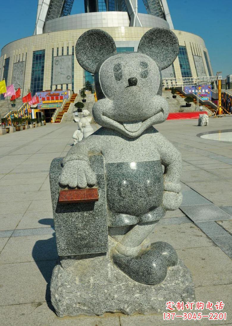 宁德令人惊叹的米老鼠塑像