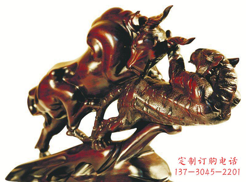 宁德风格独特的铜制老虎雕塑