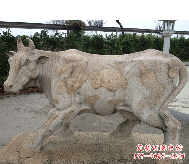 宁德中领雕塑精美绝伦的奶牛石雕