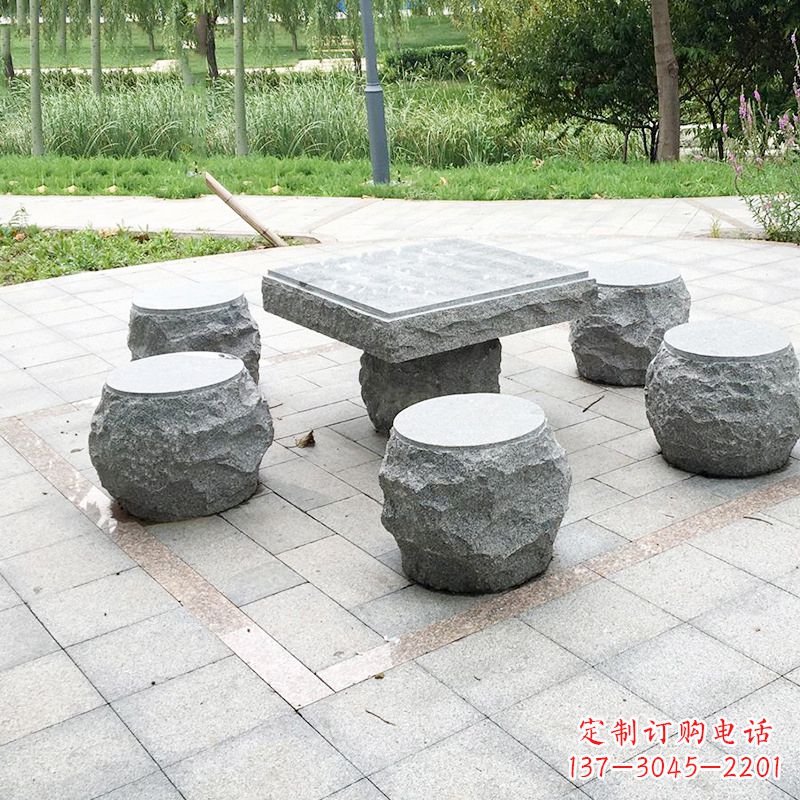 宁德新题目“古典风格石桌凳雕塑”