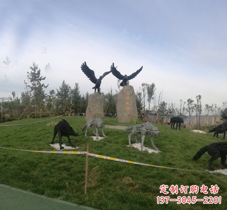 宁德令人惊叹的老鹰雕塑