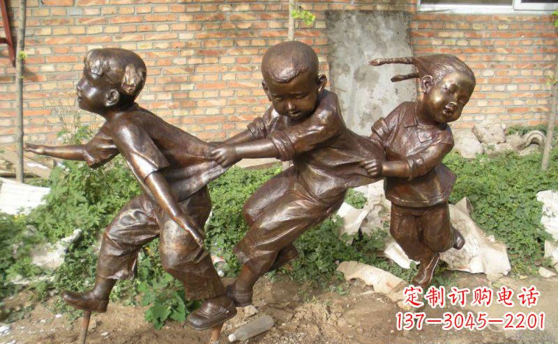 宁德铜雕老鹰—勇捕小鸡的动态展示