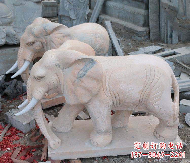 宁德雕刻出令人感动的那头大象定制公园晚霞红大象动物石雕