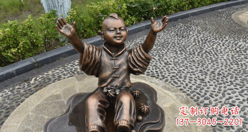宁德公园小男孩和核桃人物铜雕
