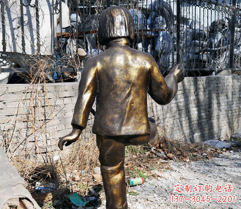 宁德纯正艺术——公园小女孩踢毽子铜雕