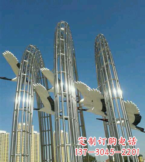 宁德高级不锈钢镂空雄鹰雕塑