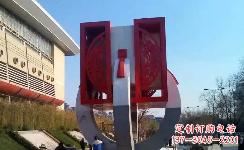 宁德中领雕塑:不锈钢圆环雕塑