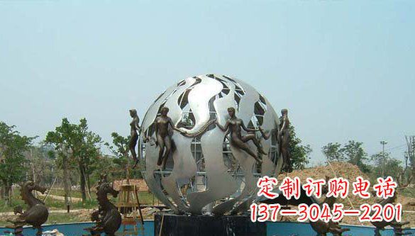 宁德高雅大气不锈钢圆球喷泉雕塑