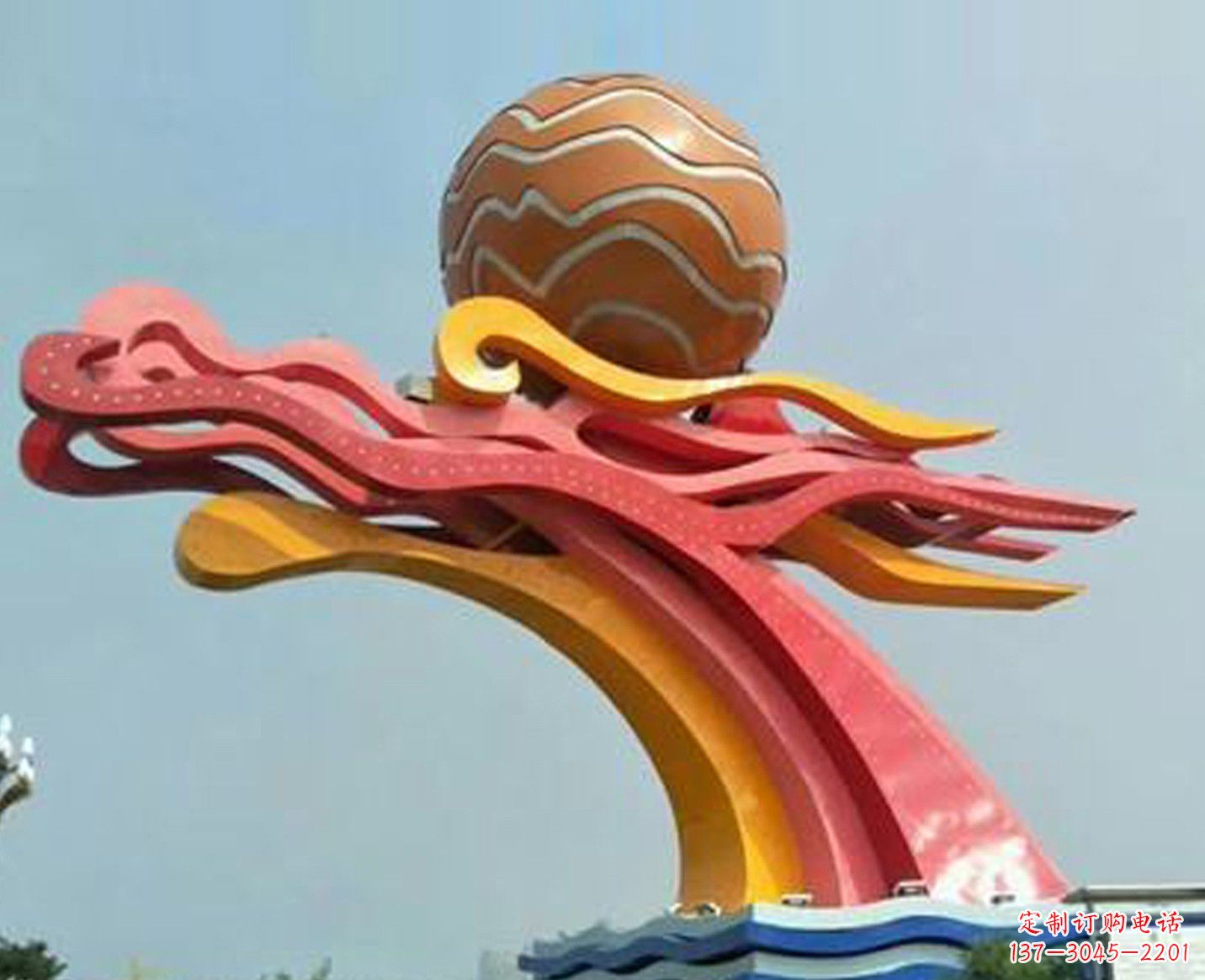 宁德广场彩色不锈钢龙头雕塑