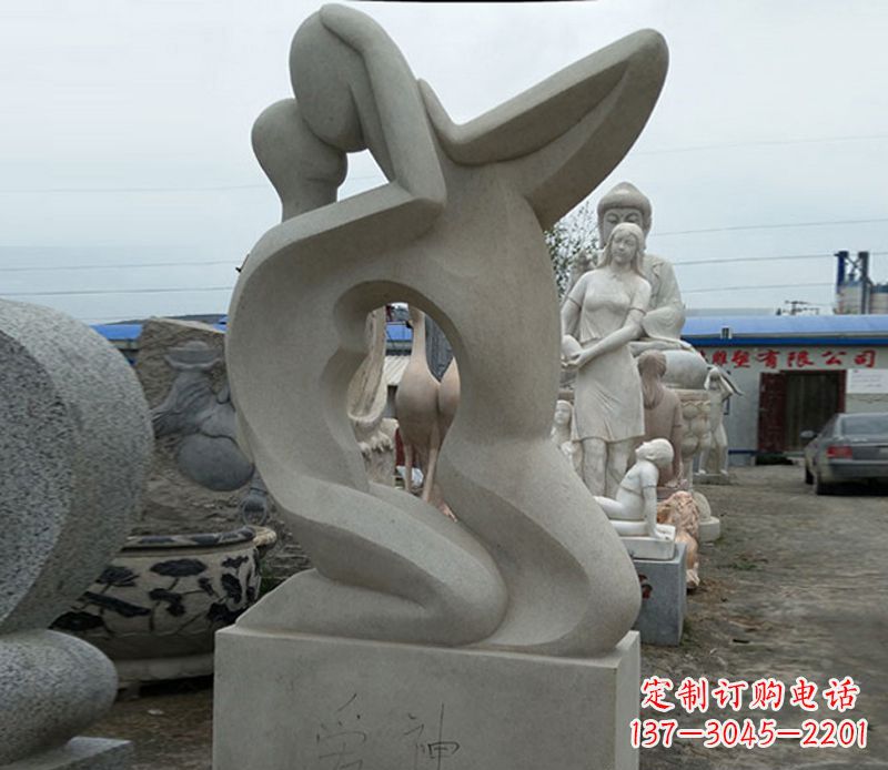宁德广场情侣人物石雕