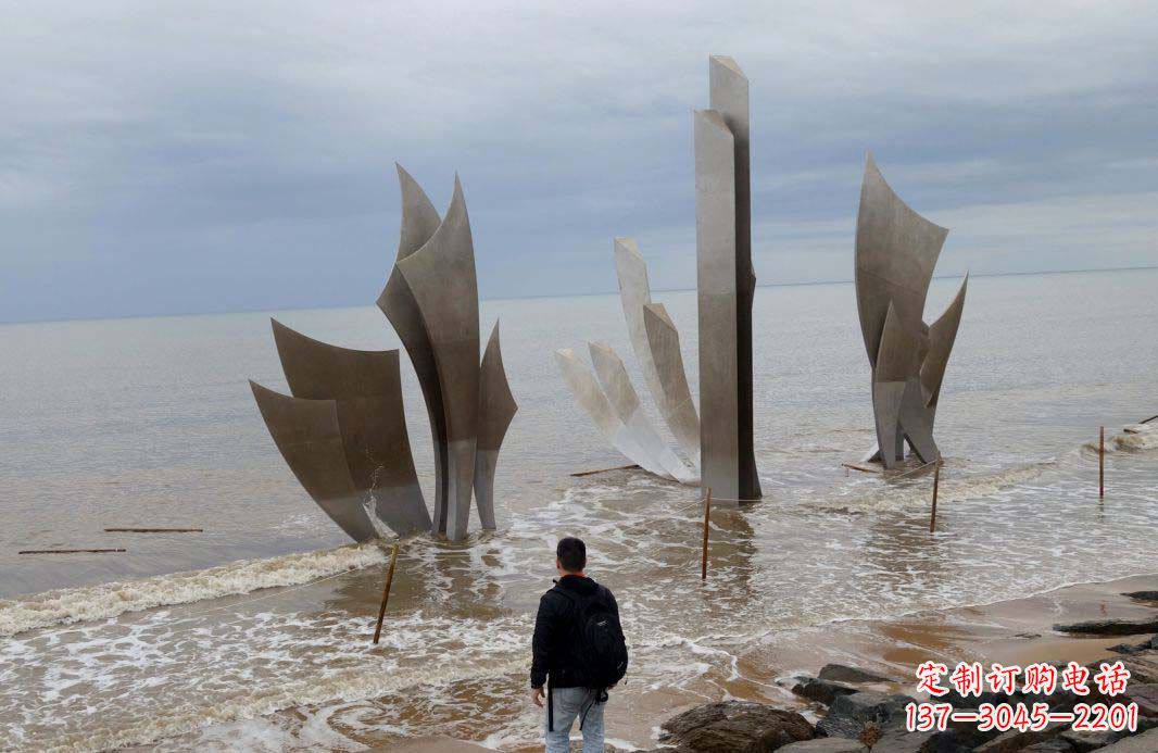 宁德海边不锈钢船帆景观雕塑