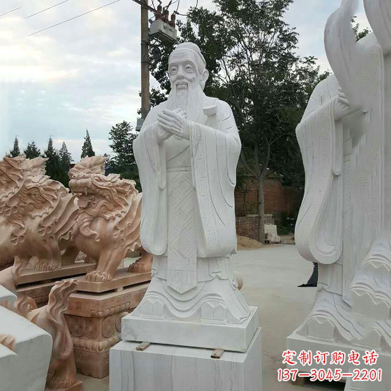 宁德海外的孔子雕像——展示中国文化的象征