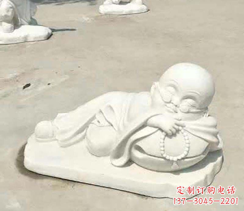 宁德传统尊贵,别具一格的汉白玉小和尚雕塑