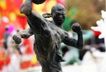 宁德足球雕塑：展现无限自由