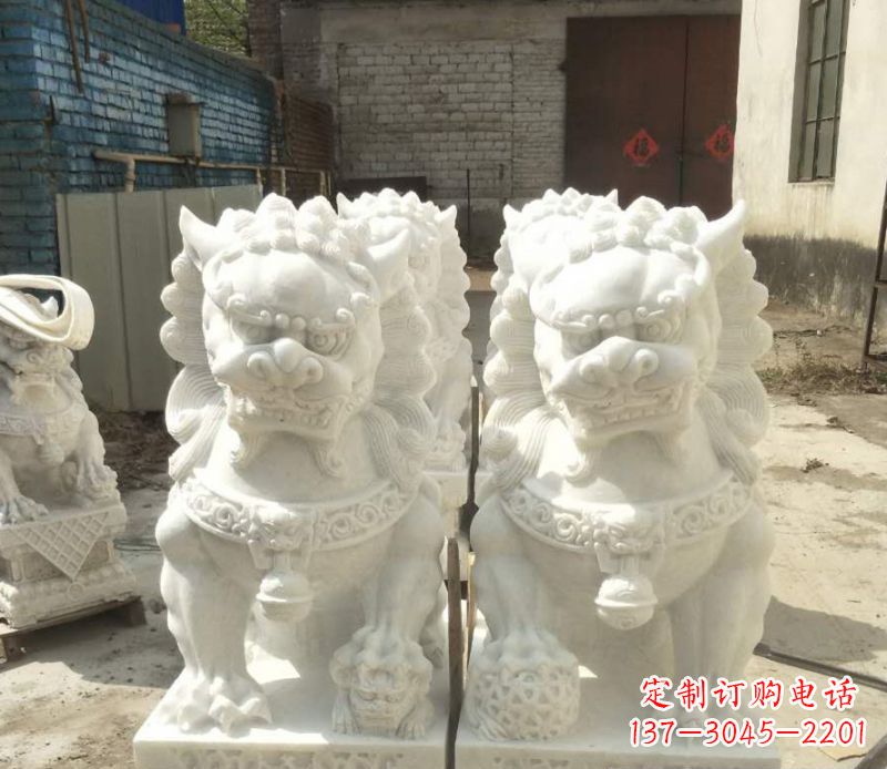 宁德中领雕塑:绣球狮子石雕