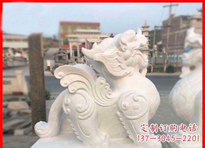 宁德中领雕塑:精美汉白玉貔貅门口招财石雕
