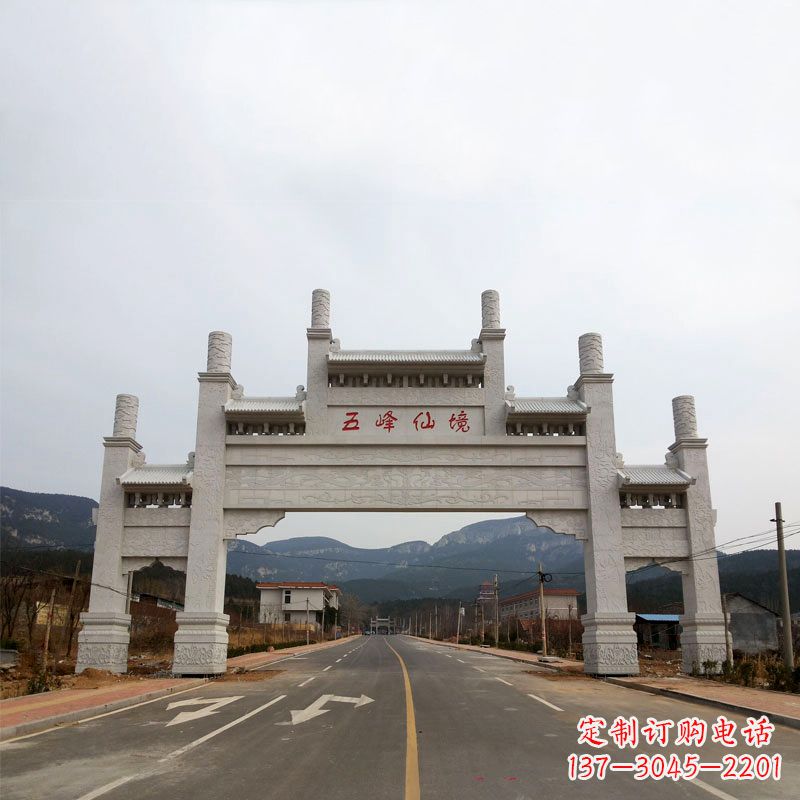 宁德领雕塑:景区路口三间四柱牌坊雕塑