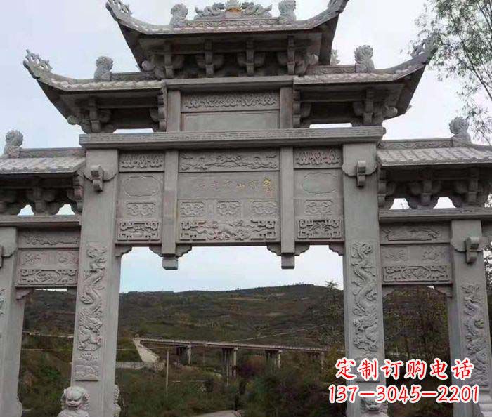宁德地标性的三门石雕牌坊