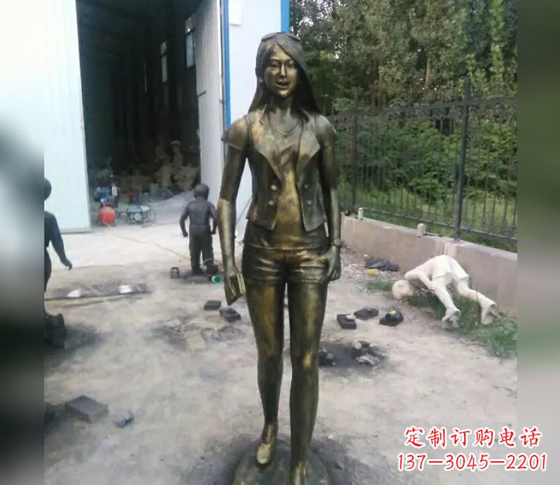 宁德美女人物铜雕