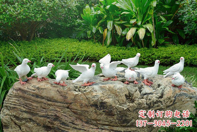 宁德鸽子雕塑,母亲抱孩子的传家之宝