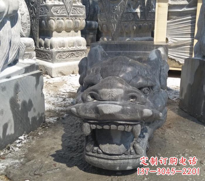 宁德喷水的龙头公园景观石雕