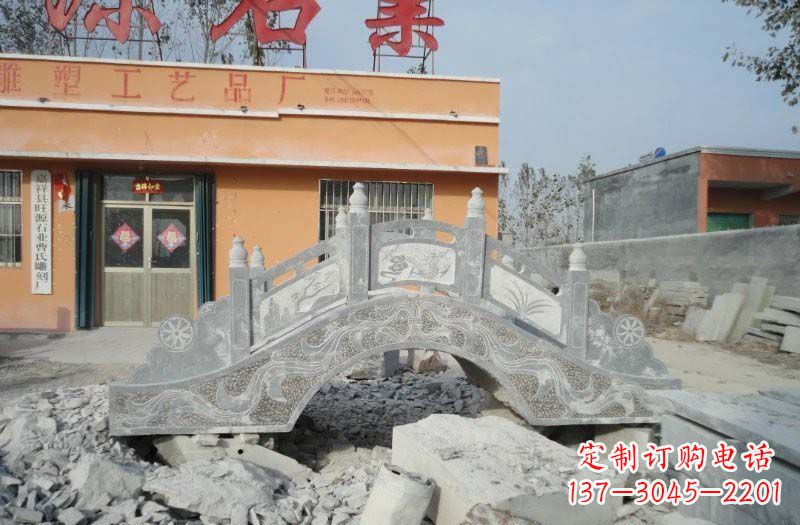 宁德青石仿古拱桥雕塑,令领雕塑为您打造