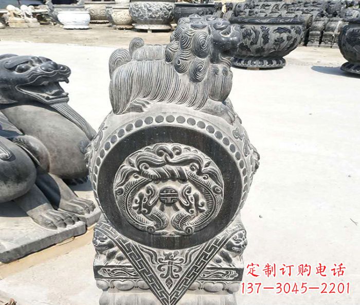 宁德精美的青石仿古狮子门墩石雕