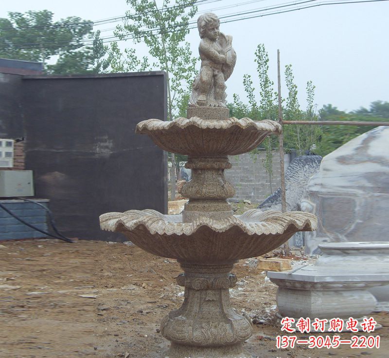 宁德双手捧钵的石雕佛像
