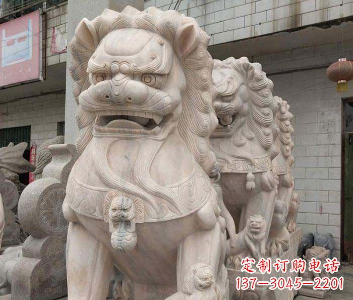 宁德寺庙景观晚霞红狮子石雕