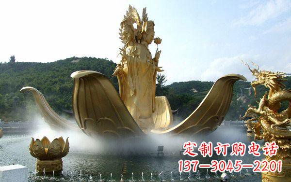 宁德寺庙三面观音雕像