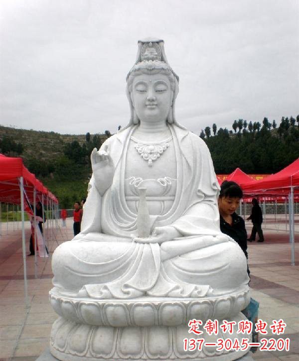 宁德寺庙坐式观音雕像