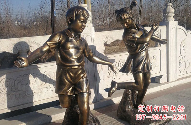 宁德踢毽子的儿童铜雕 (2)