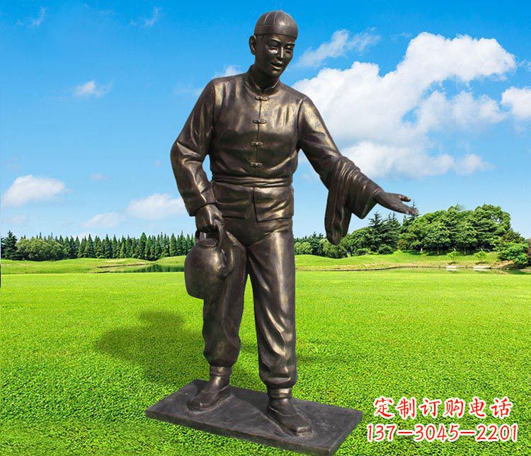 宁德提茶壶的店小二铜雕