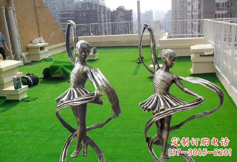 宁德跳舞的女孩铜雕