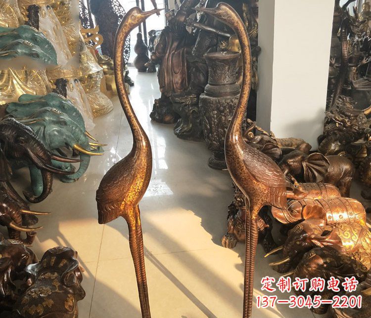 宁德铜雕仙鹤踩龟雕塑摆件