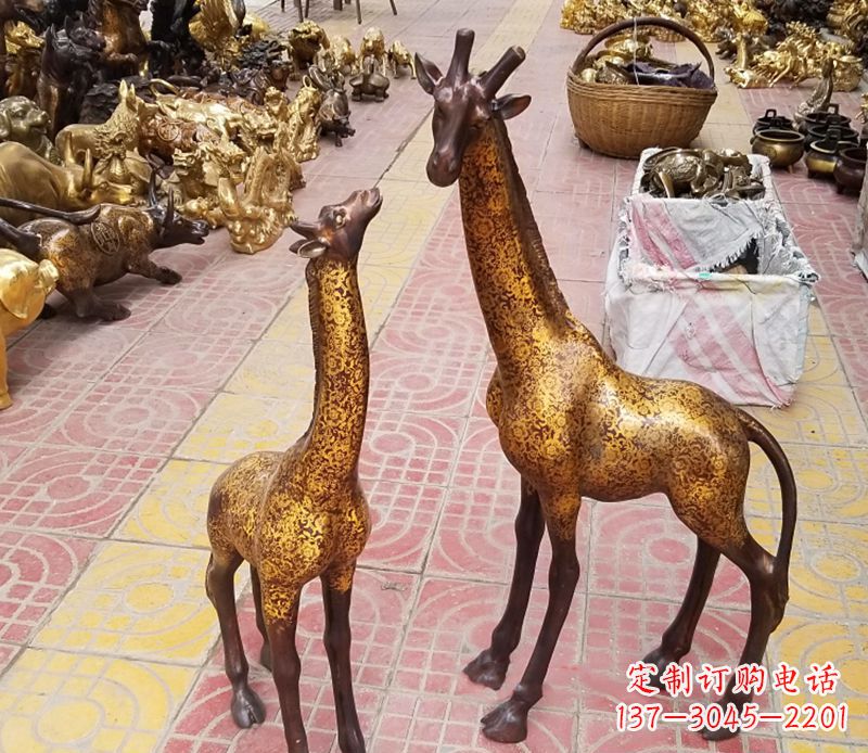 宁德铜雕长颈鹿