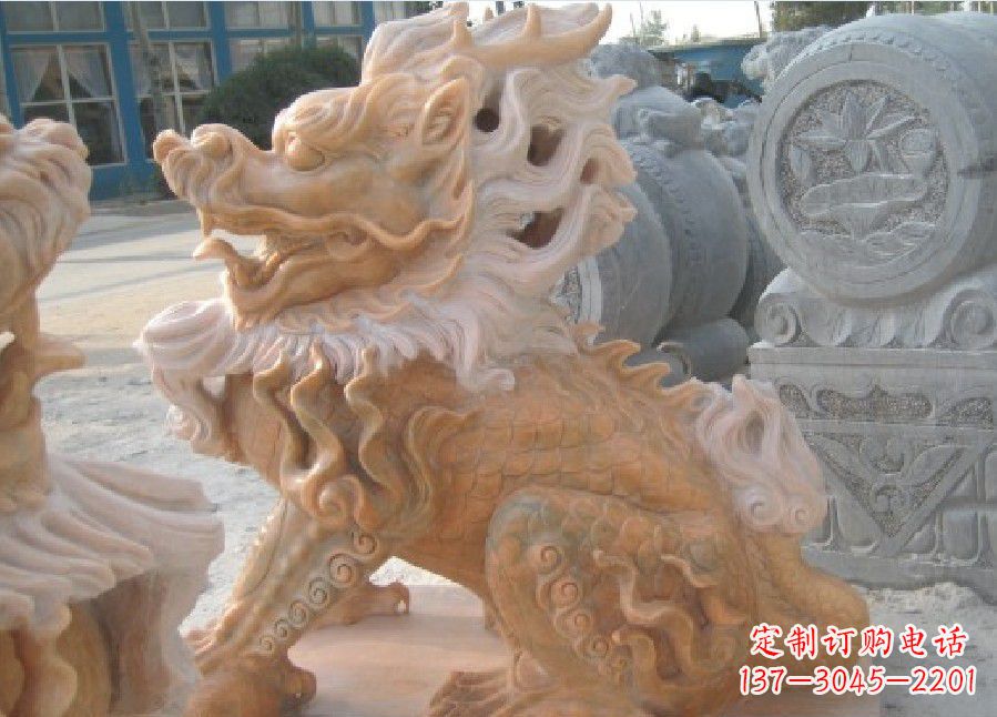 宁德晚霞红神兽麒麟雕塑