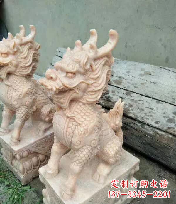 宁德晚霞红石雕麒麟