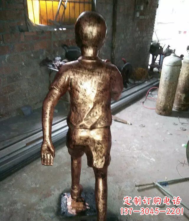 宁德小孩跑步公园人物铜雕 (2)