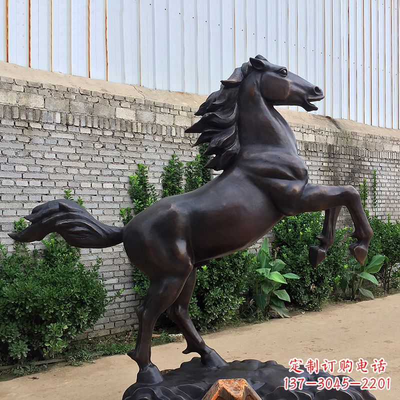 宁德铸铜马儿雕塑
