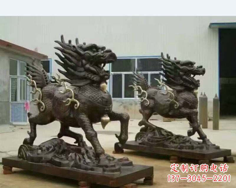 宁德铸铜踏浪麒麟雕塑